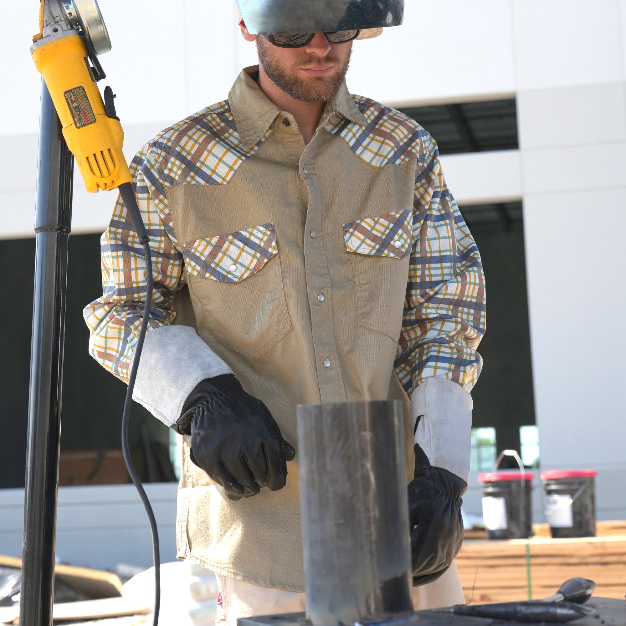 6.5OZ Pearl Snaps Two Tone Plaid/Solid Flame Resistant Cotton Welding Shirt-0907P